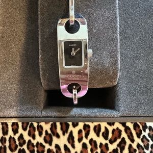 Gucci 6100L Stainless Steel Watch